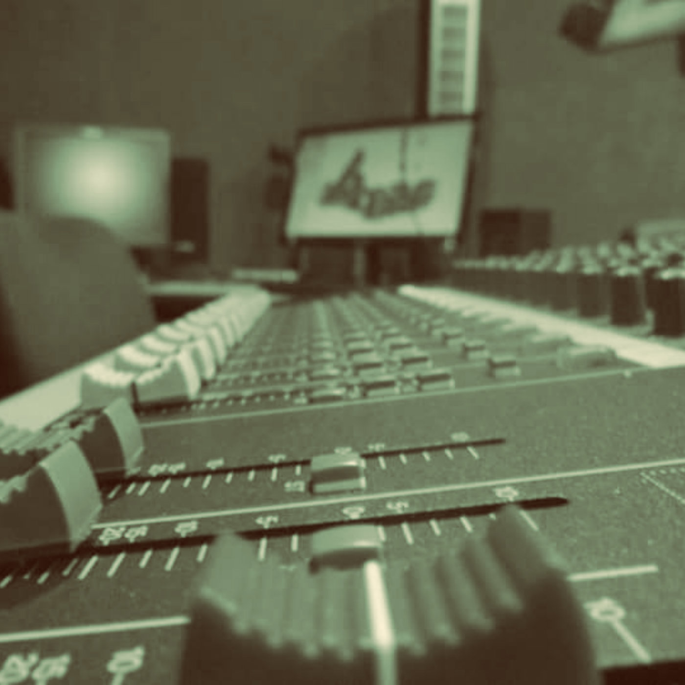 Andrés Martínez y la radio