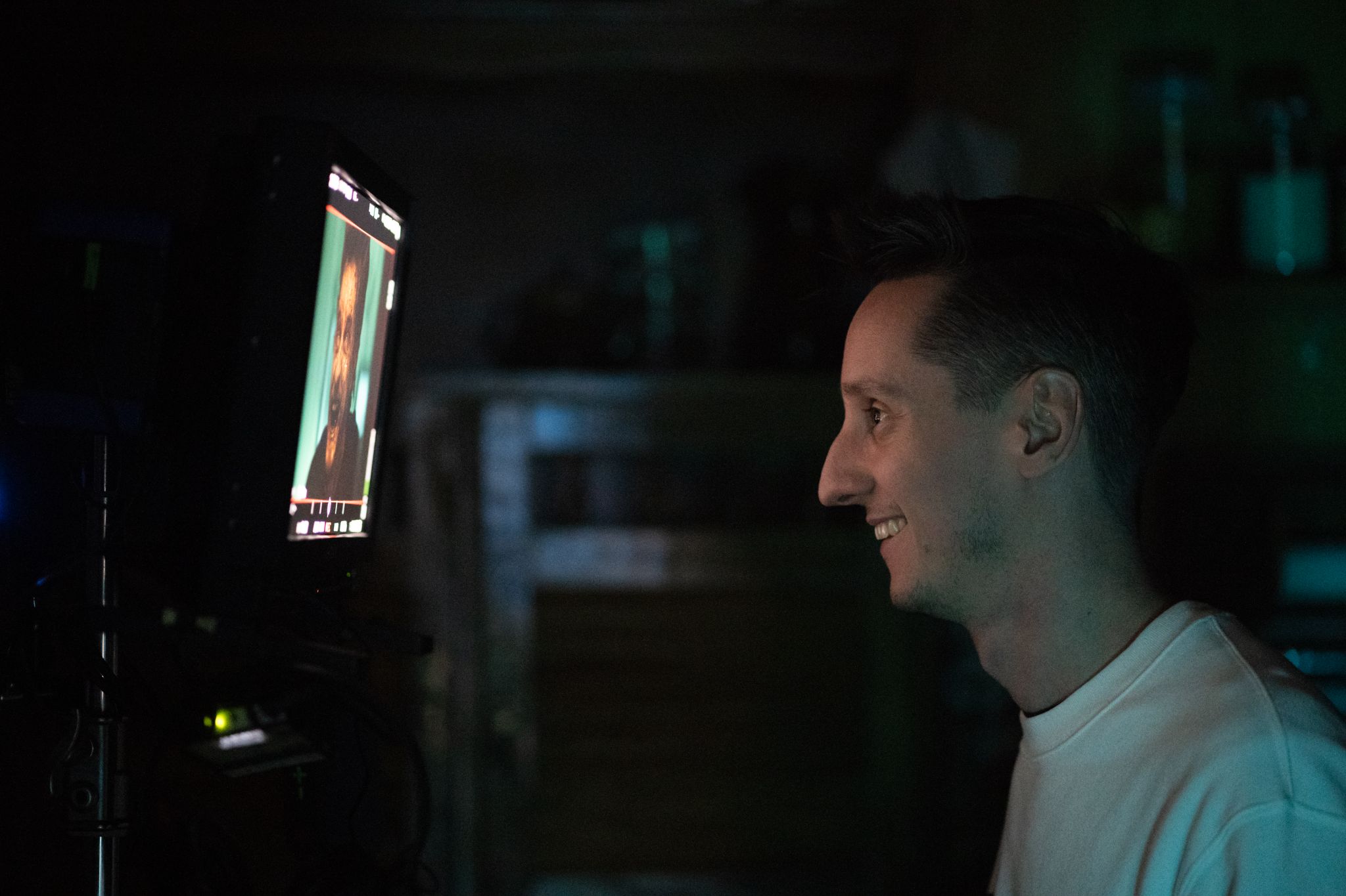 Hay algo en el bosque