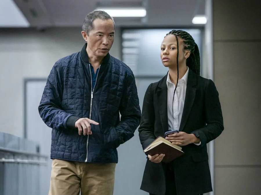 Eric Tao y Harper en Industry