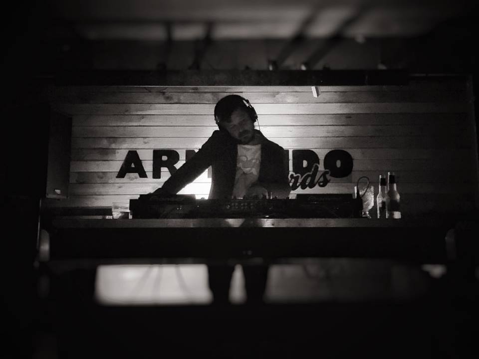 Armando González de Superlitio