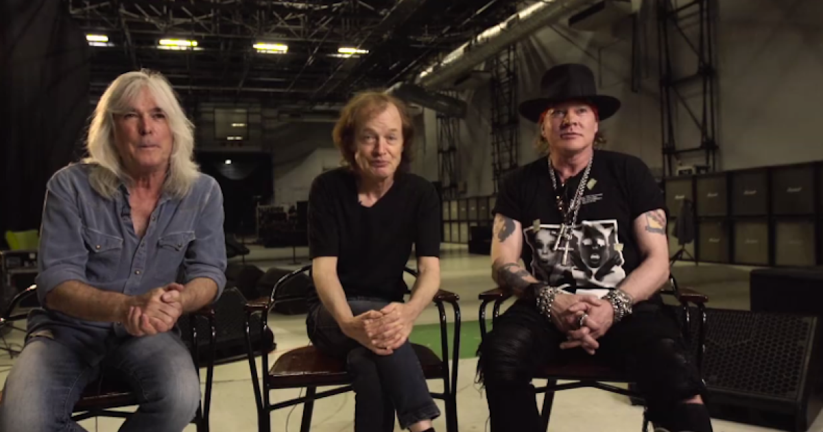 Axl Rose aparece por primera vez (oficialmente) con AC/DC
