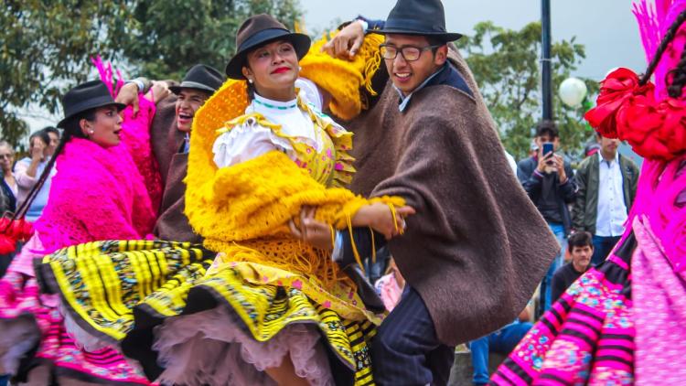 Danzas campesinas. Archivo: Festival Mercedes Montaño & Alcaldía de Bojacá