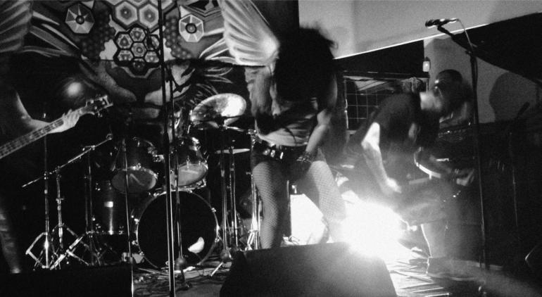 Sin Pudor: 4 mujeres que hacen punk trash