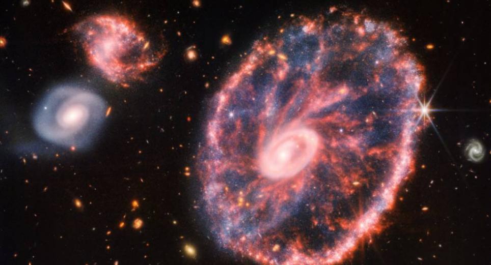 La increíble foto de la galaxia Rueda de Carro tomada por el James Webb 