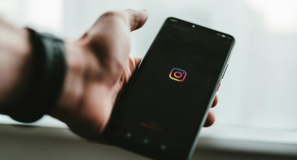 Instagram está limitando el contenido político a sus usuarios: ¿Cómo puedes evitarlo?