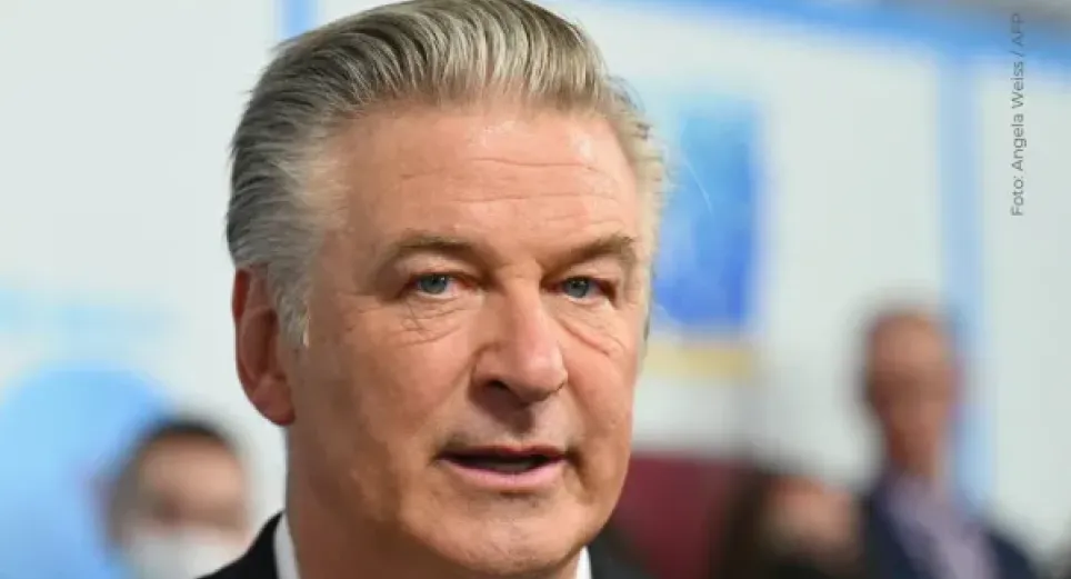 Hollywood replantea el uso de armas tras la muerte de Halyna Hutchins