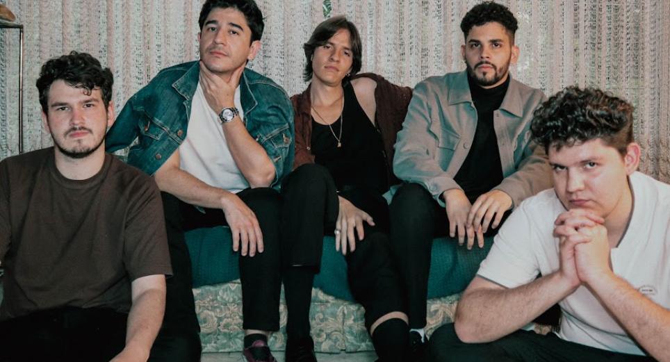 En Medellín, La Banda del Bisonte lanzará su nuevo disco 'V' con un concierto en vivo