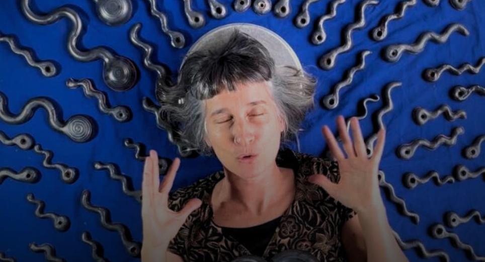 Andrea Echeverri presenta ‘Nicho Candela’, su exposición de cerámicas