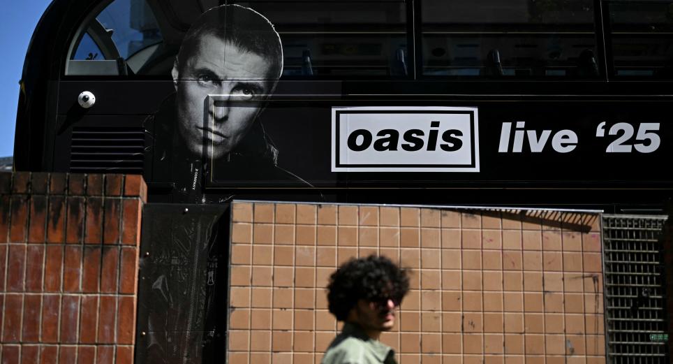 Un hombre falleció al caer de una grada en concierto de Oasis