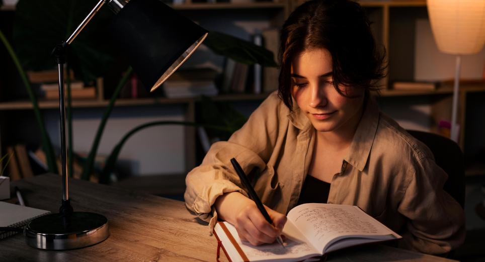 ¡Atención! Ya te puedes inscribir al Premio Nacional de Poesía Maruja Vieira – RTVC 