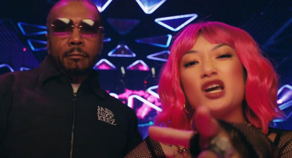 Suno está inundando internet con música generada con IA