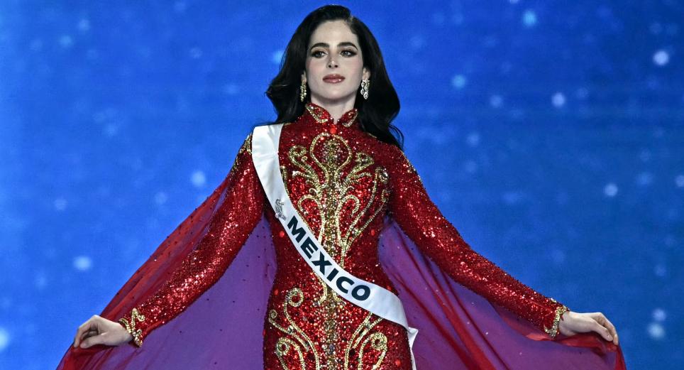 ‘Tonta’, el insulto que convirtió a Fátima Bosch en Miss Universo y demostró que calladitas no nos vemos más bonitas
