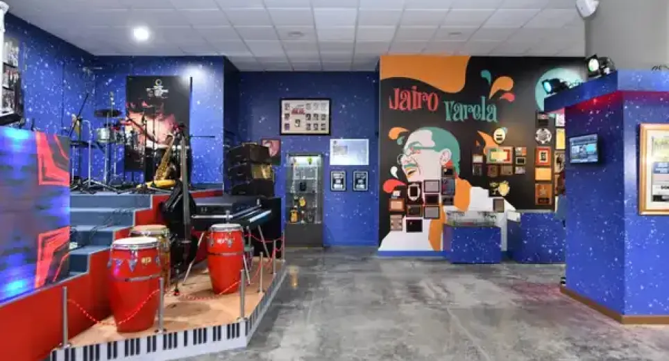 “Busca por Dentro”: un taller de fotografía para entender la memoria salsera de Cali