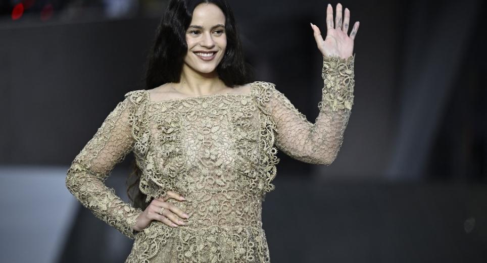 Rosalía llega a Bogotá con su LUX Tour 2026: fechas, boletas y todo sobre el show más ambicioso de su carrera