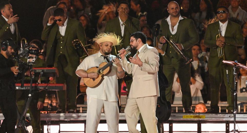 Cuándo y dónde ver el medio tiempo del Súper Bowl 2026 con Bad Bunny