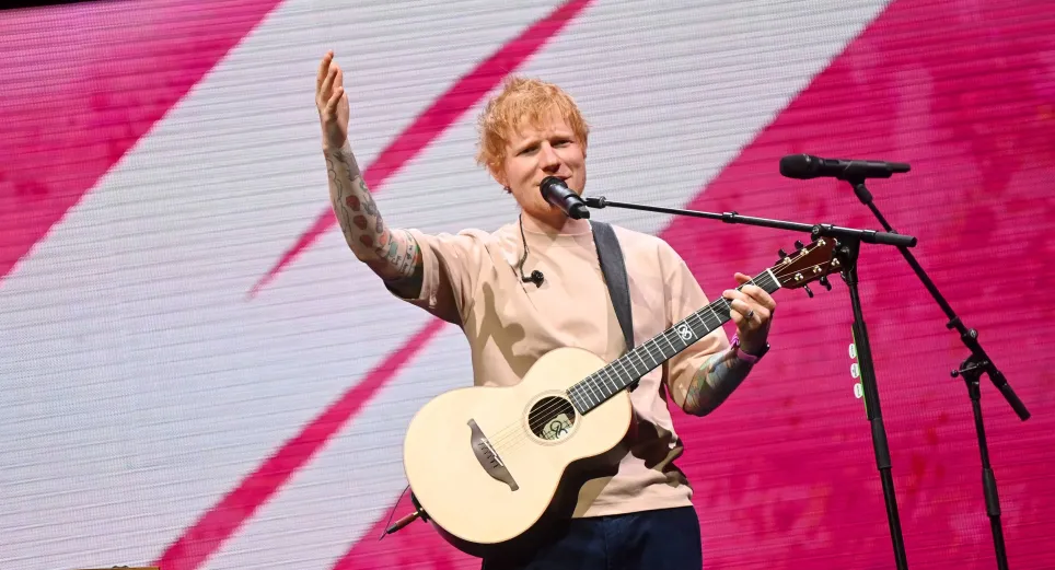 Ed Sheeran revela por qué no tiene celular y la historia detrás de 'Old Phone' 