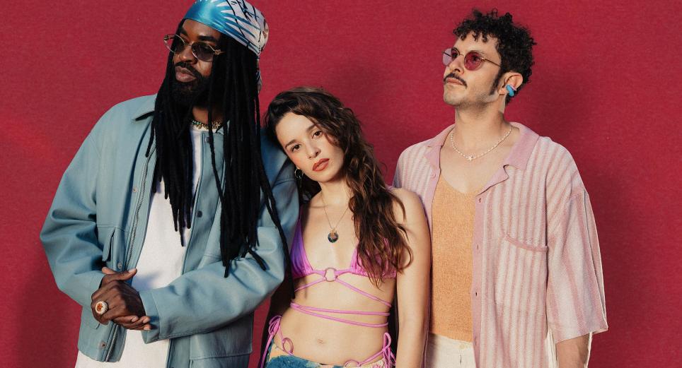 Volvemos a creer en el amor con ‘Mucho con demasiao’ de Monsieur Periné y Jossman 