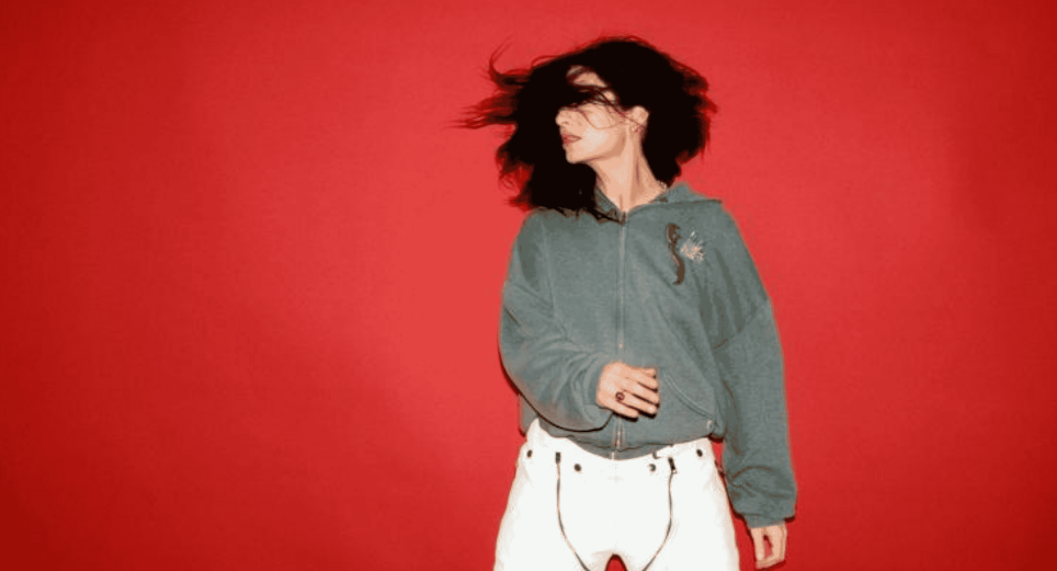 Lorde critica a Spotify por usar inteligencia artificial para explicar el significado de las canciones