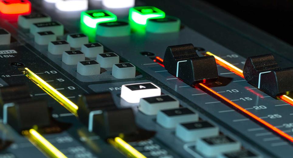 Día Mundial de la Radio: "la radio que tenemos y nos acompaña, juega un papel fundamental"
