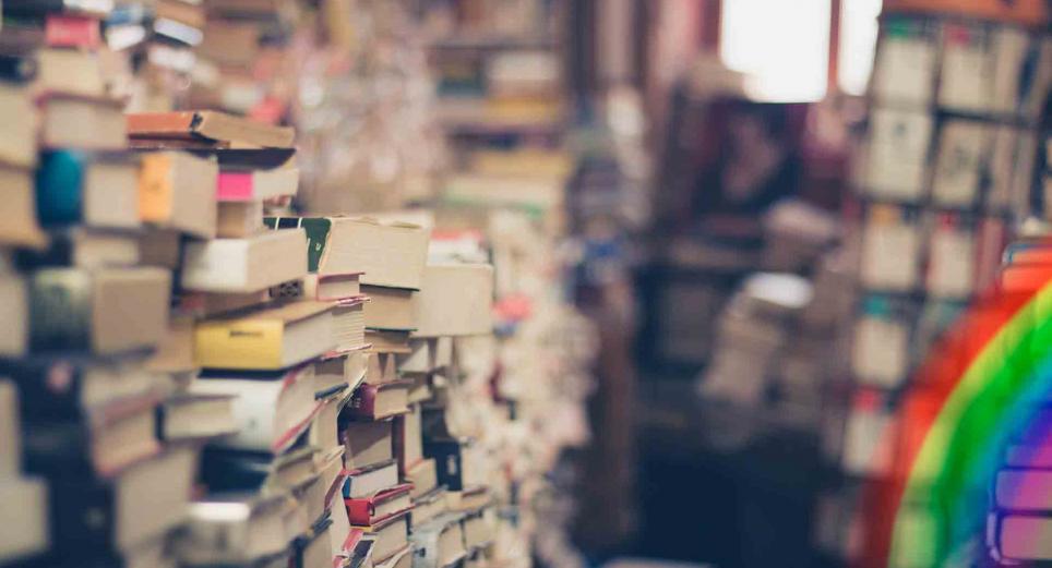 Libros recomendados con temática LGBTIQ+: lecturas sobre diversidad, amor y memoria