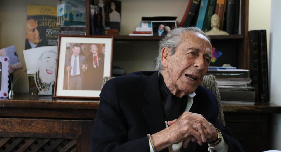 Murió Álvaro Castaño Castillo, pionero de la radio cultural en Colombia