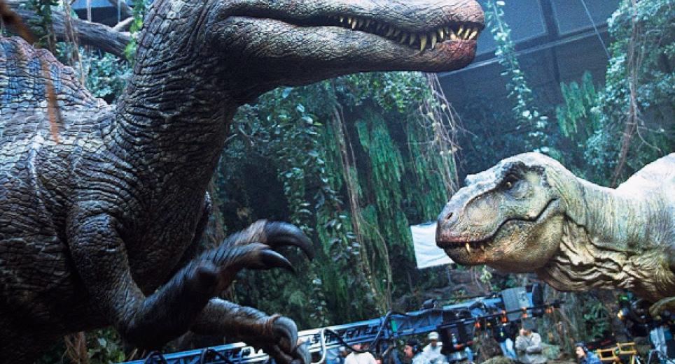 A las 15:00 se alimenta al Mosasaurio, a las 16:00, al Tiranosaurio Rex: Mundo Jurásico