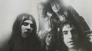Carátula de 'Back to the USA' de MC5
