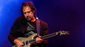 Fotografía tomada del Twitter del artista