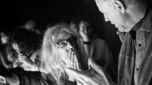 Patti Smith y Stéphan Crasneanscki en la exposición 'Correspondences'. Fotos de Pablo Arturo Pulido.