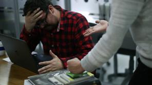 A dónde debe acudir si sufre acoso laboral | Foto de Colprensa