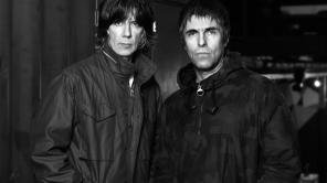 Los músicos miembros de Oasis y The Stones Roses, acaban de presentar su primer canción colaborativa