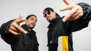 Ali A.K.A. Mind junto a Realidad Mental | Foto: cortesía del artista