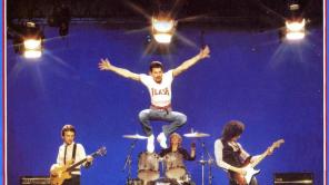 Queen: Another One Bites the Dust (Music Video 1980) - IMDb