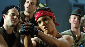 Qué pasó con Jenette Goldstein, la soldado Vásquez en ‘Aliens’ | Foto de Bloody Disgusting / 20th Century Fox, 1986