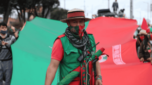 Guardia, guardia, fuerza, fuerza | Radiónica
