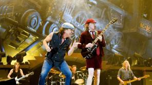 En Sídney, Australia, en 1973, Malcolm y Angus Young formaron AC/DC