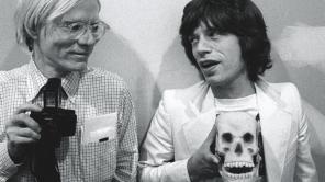 Andy Warhol, la Go Pro de la época y Mick Jagger de The Rolling Stones.