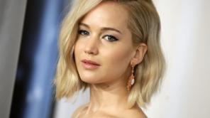 Jennifer Lawrence protagoniza la historia escrita y dirigida por Darren Aronofsky