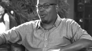 Jhonny Hendrix Hinestroza recibe premio en Venecia