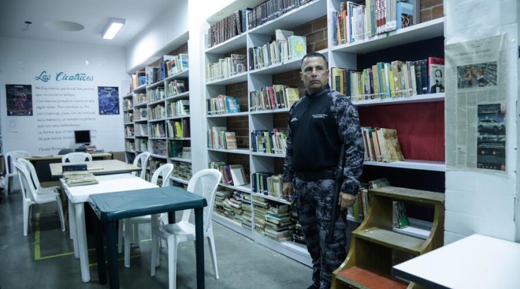 Bogotá. Junio 10 de 2023. la Corte Constitucional en cabeza de el Magistrado Jorge Enrique Ibáñez, realizó una visita de verificación a la cárcel Distrital. (Colprensa - Camila Díaz)