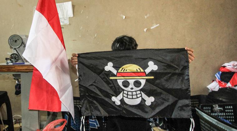 Por qué están usando la bandera de ‘One Piece’ en Indonesia | Foto de AFP
