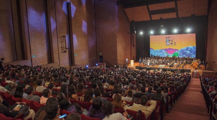 Miradas Medellín 2025: 95 películas, 64 invitados y una ciudad que respira cine iberoamericano