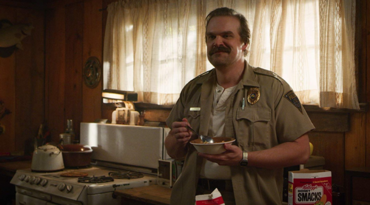 David Harbour como Hopper en Stranger Things de Netflix