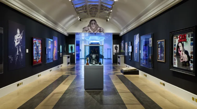 Exposición del museo de Ozzy Osbourne saldrá de gira por el mundo | Foto Museo de Birmingham