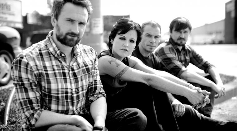 Imagen tomada de Facebook: The Cranberries 