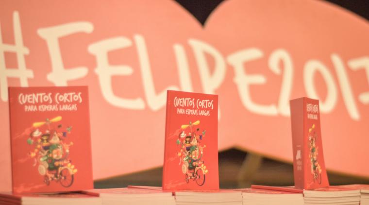 Un libro de cuentos cortos para esperas largas