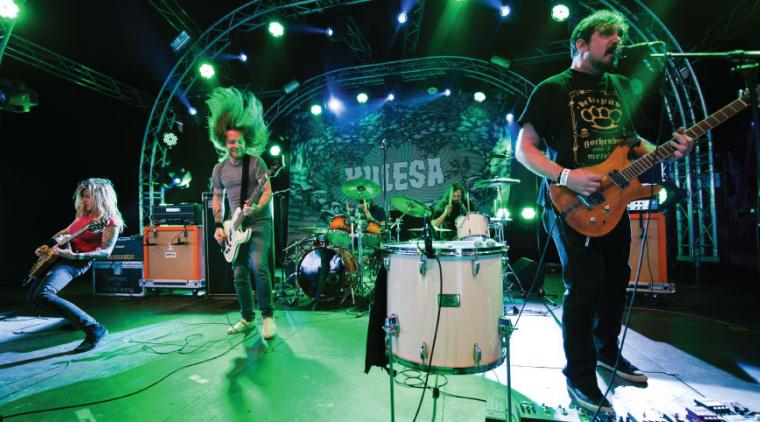 Kylesa.