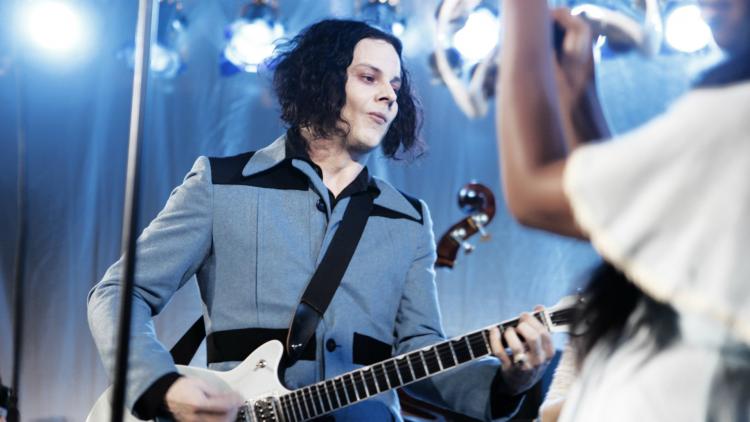 Jack White prohíbe los teléfonos en sus shows en vivo