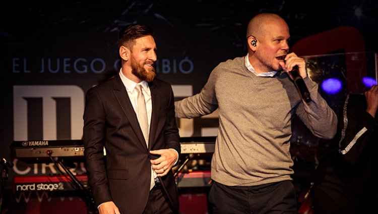 Messi y Residente, amigo personal del futbolista.