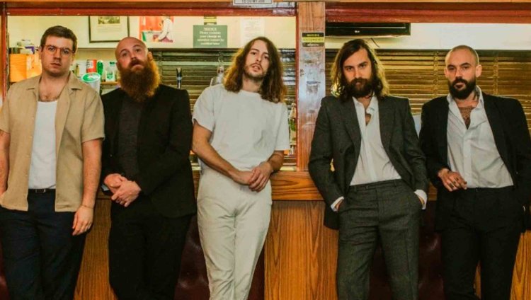 Facebook.com/idlesband - Entrevista de Diego Bolaños y traducción de Iván García